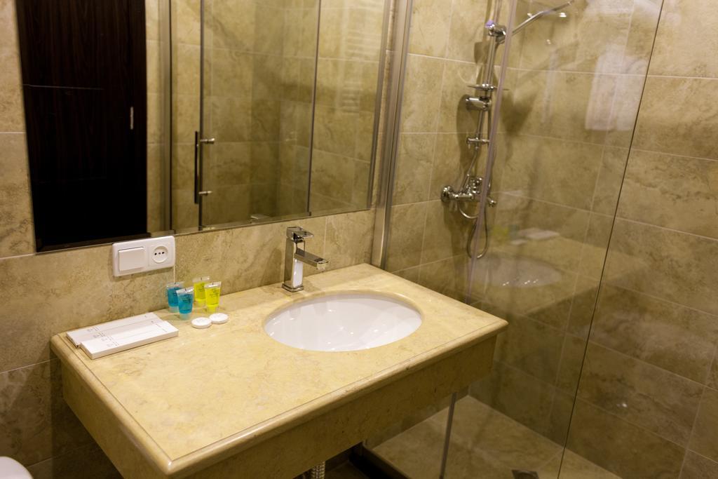 Crystal Hill Resort Bakuriani Dış mekan fotoğraf